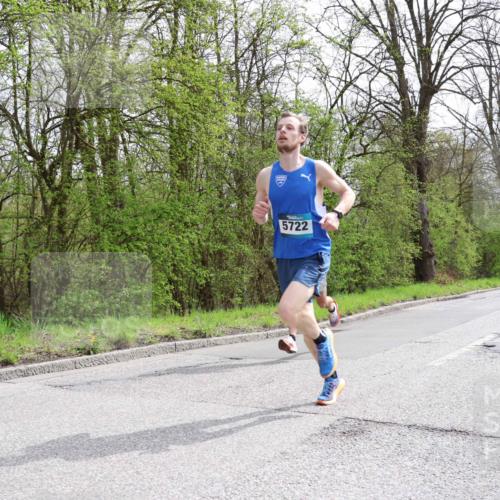12.04.2026 - 45. Internationalen Wilhelmsburger Insellauf Yannick Fuchs http://msf.ph/oto/9501919 12.04.2026 12:42:24 Laufen 5722 meine-sportfotos.de