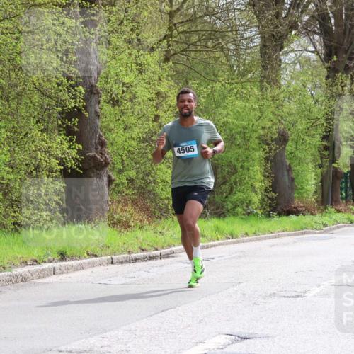 12.04.2026 - 45. Internationalen Wilhelmsburger Insellauf Yannick Fuchs http://msf.ph/oto/9501928 12.04.2026 12:42:32 Laufen 4505 meine-sportfotos.de