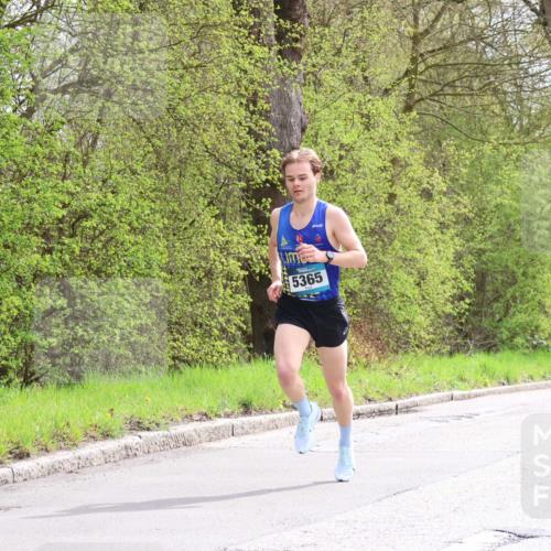 12.04.2026 - 45. Internationalen Wilhelmsburger Insellauf Yannick Fuchs http://msf.ph/oto/9501965 12.04.2026 12:42:51 Laufen 5365 meine-sportfotos.de