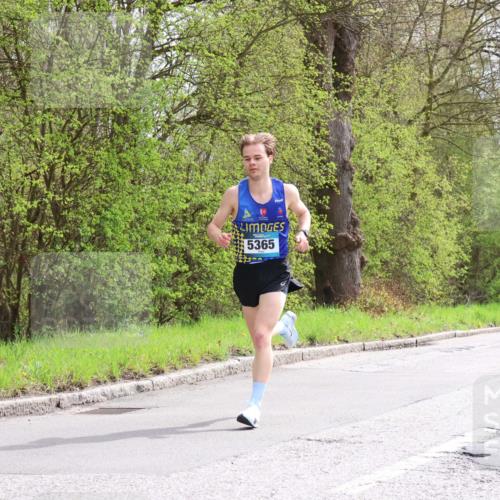 12.04.2026 - 45. Internationalen Wilhelmsburger Insellauf Yannick Fuchs http://msf.ph/oto/9501968 12.04.2026 12:42:52 Laufen 5365 meine-sportfotos.de