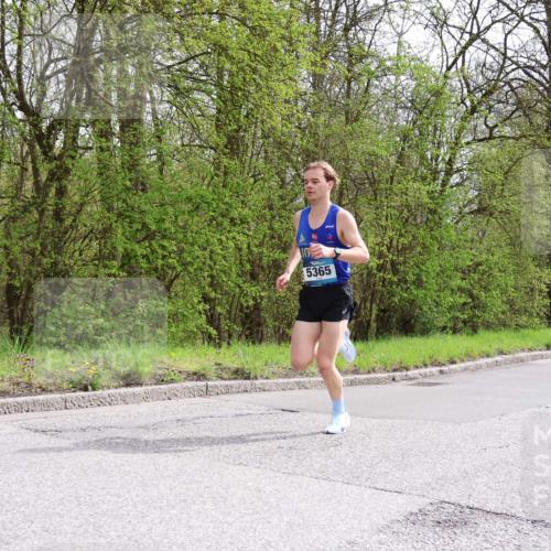 12.04.2026 - 45. Internationalen Wilhelmsburger Insellauf Yannick Fuchs http://msf.ph/oto/9501973 12.04.2026 12:42:53 Laufen 5365 meine-sportfotos.de