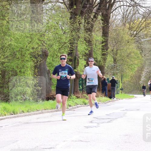 12.04.2026 - 45. Internationalen Wilhelmsburger Insellauf Yannick Fuchs http://msf.ph/oto/9501989 12.04.2026 12:42:59 Laufen 361, 5530, 3048 meine-sportfotos.de