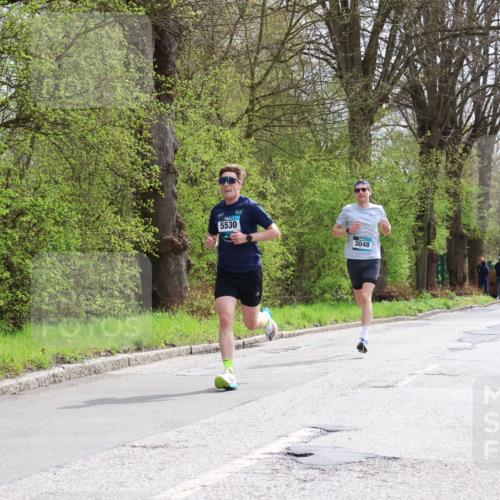 12.04.2026 - 45. Internationalen Wilhelmsburger Insellauf Yannick Fuchs http://msf.ph/oto/9501997 12.04.2026 12:43:02 Laufen 5530, 361, 3048 meine-sportfotos.de