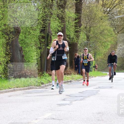 12.04.2026 - 45. Internationalen Wilhelmsburger Insellauf Yannick Fuchs http://msf.ph/oto/9502027 12.04.2026 12:43:09 Laufen 55, 375, 4656 meine-sportfotos.de