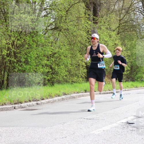 12.04.2026 - 45. Internationalen Wilhelmsburger Insellauf Yannick Fuchs http://msf.ph/oto/9502039 12.04.2026 12:43:13 Laufen 3750, 5556, 4656 meine-sportfotos.de