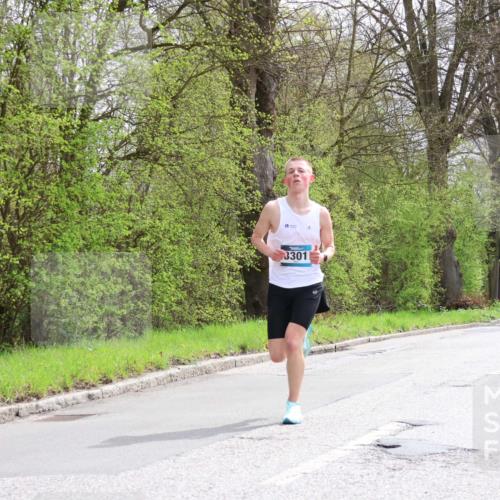 12.04.2026 - 45. Internationalen Wilhelmsburger Insellauf Yannick Fuchs http://msf.ph/oto/9502067 12.04.2026 12:43:26 Laufen 3301 meine-sportfotos.de