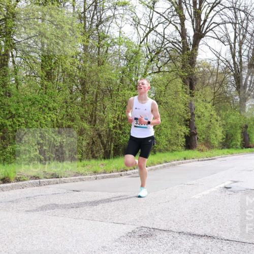 12.04.2026 - 45. Internationalen Wilhelmsburger Insellauf Yannick Fuchs http://msf.ph/oto/9502070 12.04.2026 12:43:27 Laufen  meine-sportfotos.de