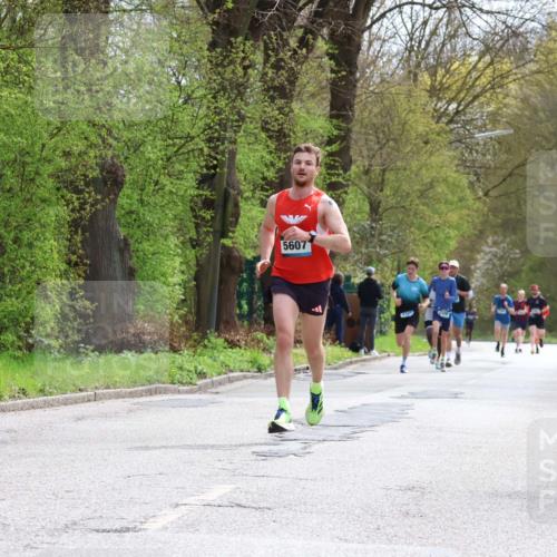 12.04.2026 - 45. Internationalen Wilhelmsburger Insellauf Yannick Fuchs http://msf.ph/oto/9502081 12.04.2026 12:43:41 Laufen 5607 meine-sportfotos.de