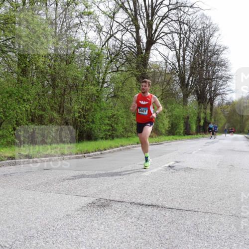 12.04.2026 - 45. Internationalen Wilhelmsburger Insellauf Yannick Fuchs http://msf.ph/oto/9502093 12.04.2026 12:43:44 Laufen 5607 meine-sportfotos.de
