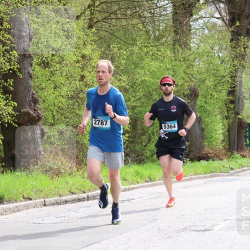12.04.2026 - 45. Internationalen Wilhelmsburger Insellauf Yannick Fuchs http://msf.ph/oto/9502139 12.04.2026 12:43:55 Laufen 2787, 5364, 3903 meine-sportfotos.de