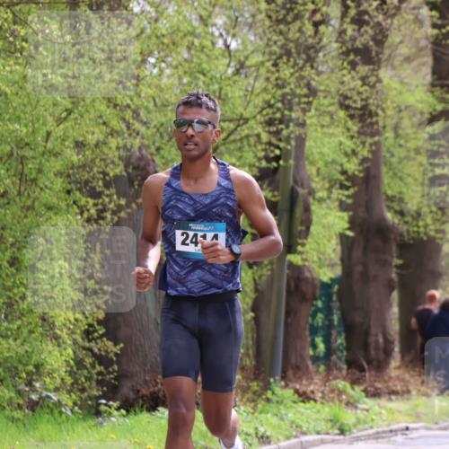 12.04.2026 - 45. Internationalen Wilhelmsburger Insellauf Yannick Fuchs http://msf.ph/oto/9502190 12.04.2026 12:44:07 Laufen 24 meine-sportfotos.de