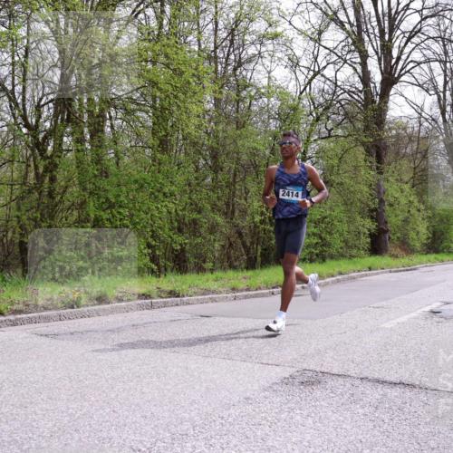 12.04.2026 - 45. Internationalen Wilhelmsburger Insellauf Yannick Fuchs http://msf.ph/oto/9502206 12.04.2026 12:44:10 Laufen 2414 meine-sportfotos.de