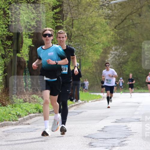 12.04.2026 - 45. Internationalen Wilhelmsburger Insellauf Yannick Fuchs http://msf.ph/oto/9502212 12.04.2026 12:44:23 Laufen 59 meine-sportfotos.de