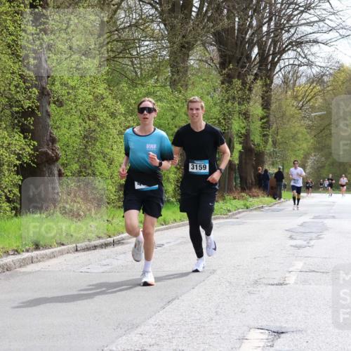 12.04.2026 - 45. Internationalen Wilhelmsburger Insellauf Yannick Fuchs http://msf.ph/oto/9502218 12.04.2026 12:44:25 Laufen 3159 meine-sportfotos.de