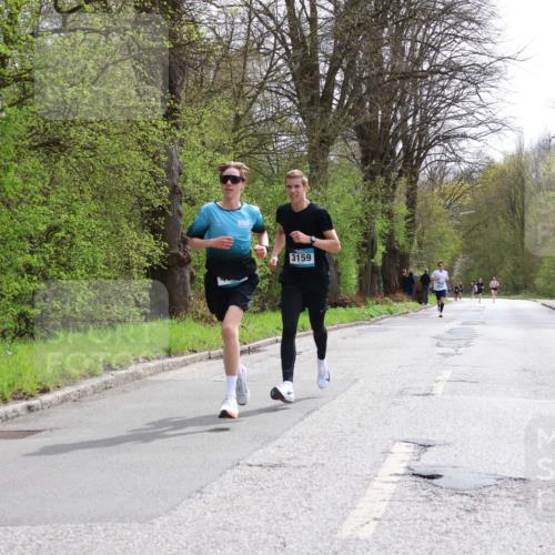 12.04.2026 - 45. Internationalen Wilhelmsburger Insellauf Yannick Fuchs http://msf.ph/oto/9502221 12.04.2026 12:44:26 Laufen 3159 meine-sportfotos.de