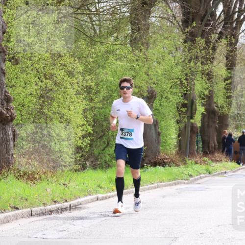 12.04.2026 - 45. Internationalen Wilhelmsburger Insellauf Yannick Fuchs http://msf.ph/oto/9502239 12.04.2026 12:44:32 Laufen 2378 meine-sportfotos.de