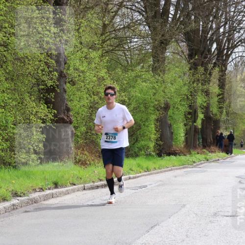 12.04.2026 - 45. Internationalen Wilhelmsburger Insellauf Yannick Fuchs http://msf.ph/oto/9502242 12.04.2026 12:44:33 Laufen 2378 meine-sportfotos.de