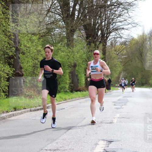 12.04.2026 - 45. Internationalen Wilhelmsburger Insellauf Yannick Fuchs http://msf.ph/oto/9502266 12.04.2026 12:44:44 Laufen 2025, 562 meine-sportfotos.de