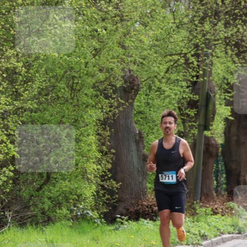 12.04.2026 - 45. Internationalen Wilhelmsburger Insellauf Yannick Fuchs http://msf.ph/oto/9502282 12.04.2026 12:44:48 Laufen 5711, 5566 meine-sportfotos.de