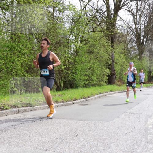 12.04.2026 - 45. Internationalen Wilhelmsburger Insellauf Yannick Fuchs http://msf.ph/oto/9502308 12.04.2026 12:44:53 Laufen 5711, 2218, 4183 meine-sportfotos.de
