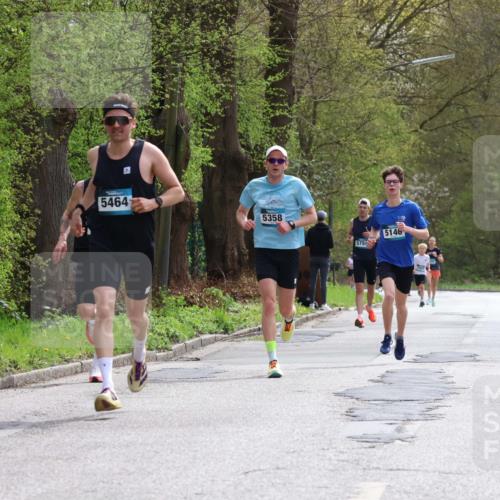 12.04.2026 - 45. Internationalen Wilhelmsburger Insellauf Yannick Fuchs http://msf.ph/oto/9502332 12.04.2026 12:44:58 Laufen 5464, 5358, 5146 meine-sportfotos.de