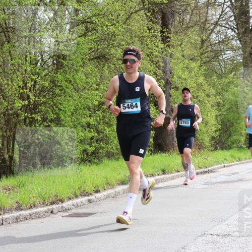 12.04.2026 - 45. Internationalen Wilhelmsburger Insellauf Yannick Fuchs http://msf.ph/oto/9502346 12.04.2026 12:45:01 Laufen 5464, 5793, 5358, 5146 meine-sportfotos.de