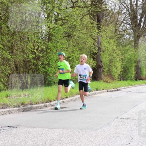 12.04.2026 - 45. Internationalen Wilhelmsburger Insellauf Yannick Fuchs http://msf.ph/oto/9502409 12.04.2026 12:45:15 Laufen 2403, 3294 meine-sportfotos.de