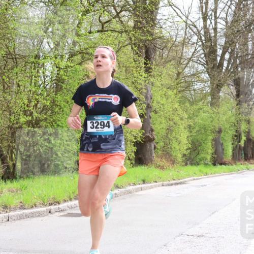 12.04.2026 - 45. Internationalen Wilhelmsburger Insellauf Yannick Fuchs http://msf.ph/oto/9502426 12.04.2026 12:45:18 Laufen 3294 meine-sportfotos.de