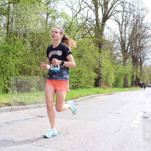 12.04.2026 - 45. Internationalen Wilhelmsburger Insellauf Yannick Fuchs http://msf.ph/oto/9502428 12.04.2026 12:45:19 Laufen 3294 meine-sportfotos.de