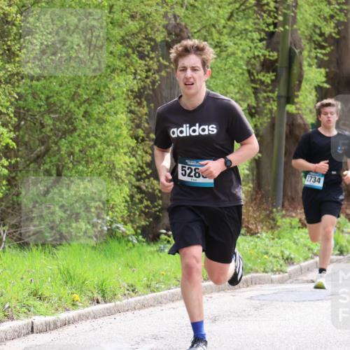 12.04.2026 - 45. Internationalen Wilhelmsburger Insellauf Yannick Fuchs http://msf.ph/oto/9502432 12.04.2026 12:45:25 Laufen 528, 2734 meine-sportfotos.de