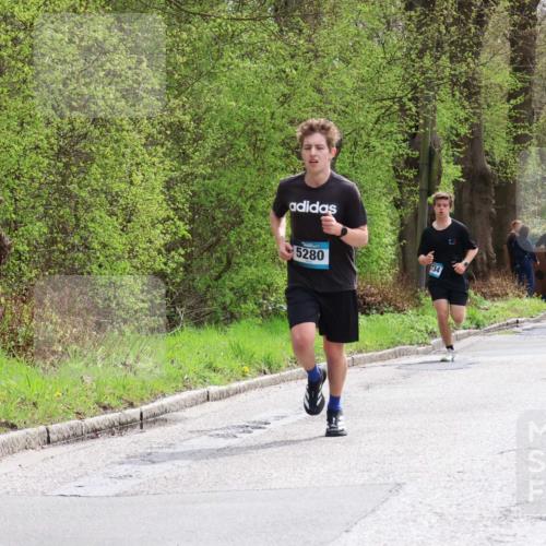 12.04.2026 - 45. Internationalen Wilhelmsburger Insellauf Yannick Fuchs http://msf.ph/oto/9502435 12.04.2026 12:45:26 Laufen 5280, 134, 548, 5678, 5601 meine-sportfotos.de