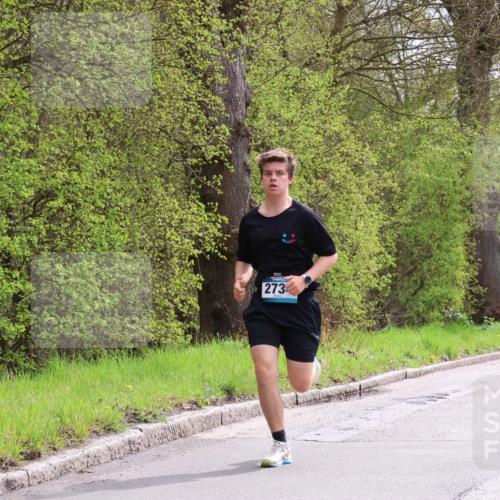12.04.2026 - 45. Internationalen Wilhelmsburger Insellauf Yannick Fuchs http://msf.ph/oto/9502457 12.04.2026 12:45:31 Laufen 273, 5483, 507 meine-sportfotos.de