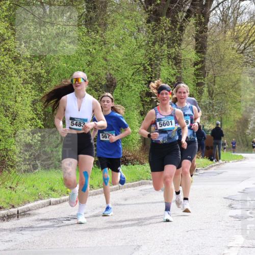 12.04.2026 - 45. Internationalen Wilhelmsburger Insellauf Yannick Fuchs http://msf.ph/oto/9502471 12.04.2026 12:45:34 Laufen 5483, 5601, 9, 567 meine-sportfotos.de