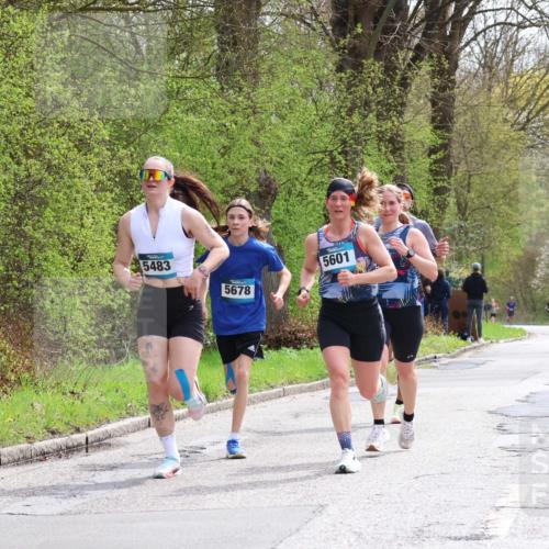 12.04.2026 - 45. Internationalen Wilhelmsburger Insellauf Yannick Fuchs http://msf.ph/oto/9502473 12.04.2026 12:45:34 Laufen 5483, 5678, 5601 meine-sportfotos.de