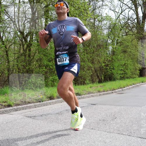 12.04.2026 - 45. Internationalen Wilhelmsburger Insellauf Yannick Fuchs http://msf.ph/oto/9502501 12.04.2026 12:45:39 Laufen 4037 meine-sportfotos.de