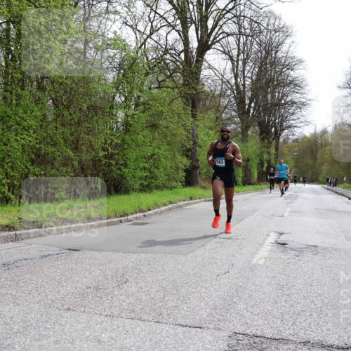 12.04.2026 - 45. Internationalen Wilhelmsburger Insellauf Yannick Fuchs http://msf.ph/oto/9502537 12.04.2026 12:45:52 Laufen 5743 meine-sportfotos.de