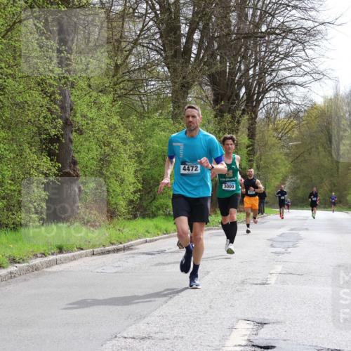 12.04.2026 - 45. Internationalen Wilhelmsburger Insellauf Yannick Fuchs http://msf.ph/oto/9502550 12.04.2026 12:45:55 Laufen 4472, 3000, 541 meine-sportfotos.de
