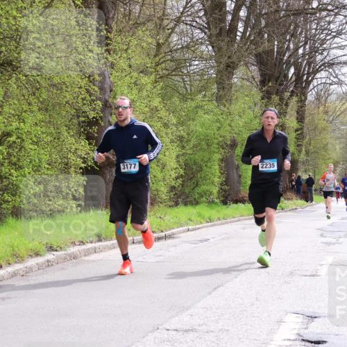12.04.2026 - 45. Internationalen Wilhelmsburger Insellauf Yannick Fuchs http://msf.ph/oto/9502602 12.04.2026 12:46:07 Laufen 3177, 2235 meine-sportfotos.de
