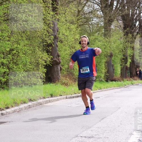 12.04.2026 - 45. Internationalen Wilhelmsburger Insellauf Yannick Fuchs http://msf.ph/oto/9502639 12.04.2026 12:46:16 Laufen 2820 meine-sportfotos.de