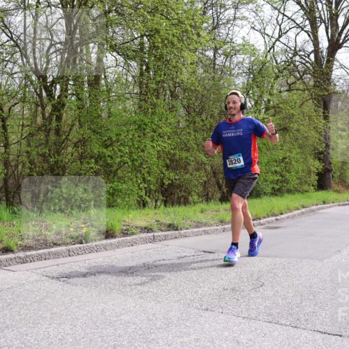 12.04.2026 - 45. Internationalen Wilhelmsburger Insellauf Yannick Fuchs http://msf.ph/oto/9502648 12.04.2026 12:46:18 Laufen 2820 meine-sportfotos.de