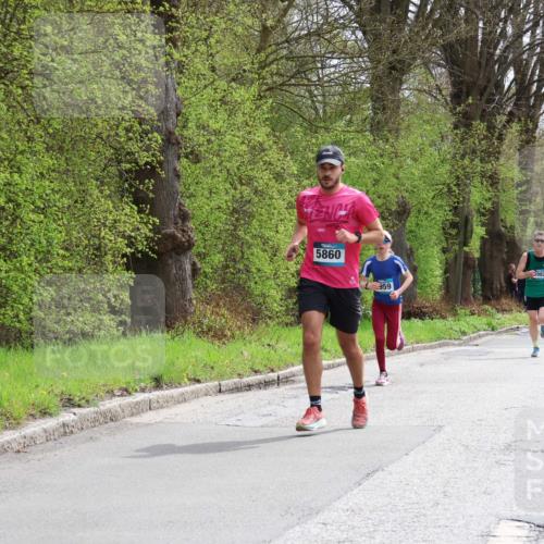 12.04.2026 - 45. Internationalen Wilhelmsburger Insellauf Yannick Fuchs http://msf.ph/oto/9502664 12.04.2026 12:46:24 Laufen 5860, 959, 3982 meine-sportfotos.de