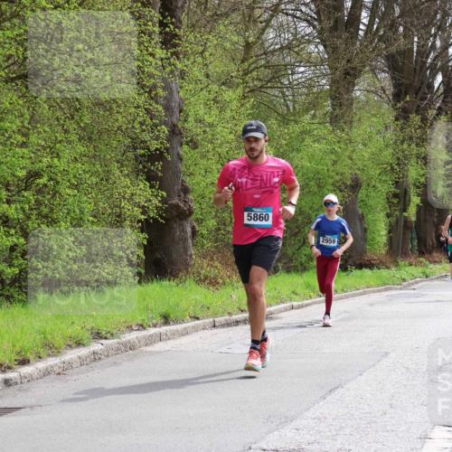 12.04.2026 - 45. Internationalen Wilhelmsburger Insellauf Yannick Fuchs http://msf.ph/oto/9502666 12.04.2026 12:46:24 Laufen 5860, 2959, 3982 meine-sportfotos.de