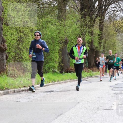 12.04.2026 - 45. Internationalen Wilhelmsburger Insellauf Yannick Fuchs http://msf.ph/oto/9502709 12.04.2026 12:46:33 Laufen 5595, 5296, 4079, 4678 meine-sportfotos.de