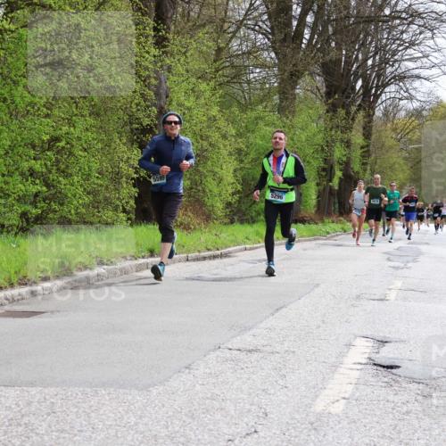 12.04.2026 - 45. Internationalen Wilhelmsburger Insellauf Yannick Fuchs http://msf.ph/oto/9502713 12.04.2026 12:46:34 Laufen 5595, 5296, 4675 meine-sportfotos.de