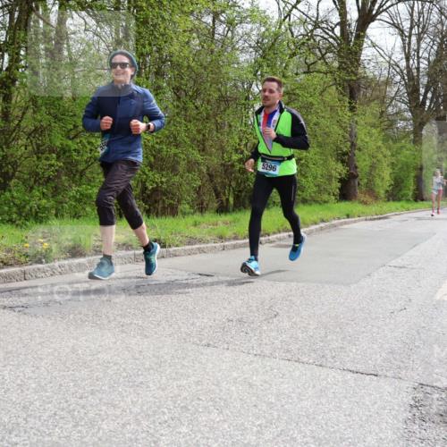 12.04.2026 - 45. Internationalen Wilhelmsburger Insellauf Yannick Fuchs http://msf.ph/oto/9502723 12.04.2026 12:46:37 Laufen 5296 meine-sportfotos.de