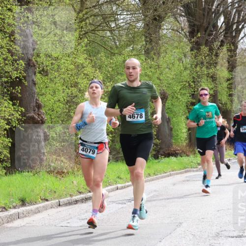 12.04.2026 - 45. Internationalen Wilhelmsburger Insellauf Yannick Fuchs http://msf.ph/oto/9502726 12.04.2026 12:46:39 Laufen 4079, 4678, 5809, 2017 meine-sportfotos.de