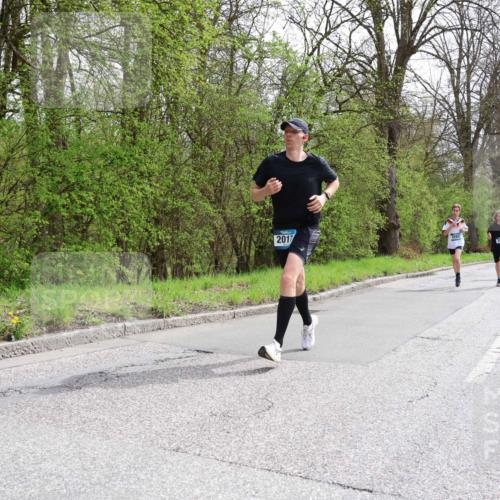 12.04.2026 - 45. Internationalen Wilhelmsburger Insellauf Yannick Fuchs http://msf.ph/oto/9502761 12.04.2026 12:46:47 Laufen 2017, 4212 meine-sportfotos.de