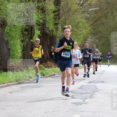 12.04.2026 - 45. Internationalen Wilhelmsburger Insellauf Yannick Fuchs http://msf.ph/oto/9502785 12.04.2026 12:46:53 Laufen 3404, 4529, 5255, 5857 meine-sportfotos.de