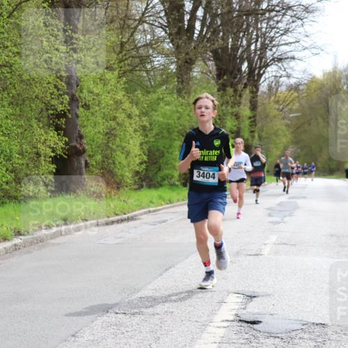 12.04.2026 - 45. Internationalen Wilhelmsburger Insellauf Yannick Fuchs http://msf.ph/oto/9502792 12.04.2026 12:46:56 Laufen 3404 meine-sportfotos.de
