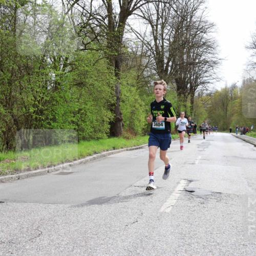 12.04.2026 - 45. Internationalen Wilhelmsburger Insellauf Yannick Fuchs http://msf.ph/oto/9502795 12.04.2026 12:46:56 Laufen 3404, 4459 meine-sportfotos.de